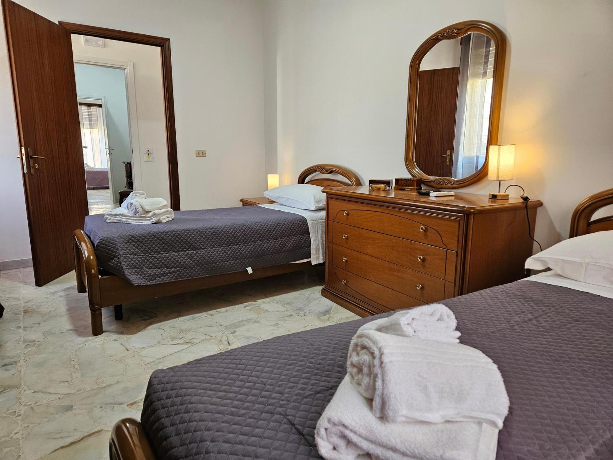 Porta Messina Rooms Taormina Exterior foto