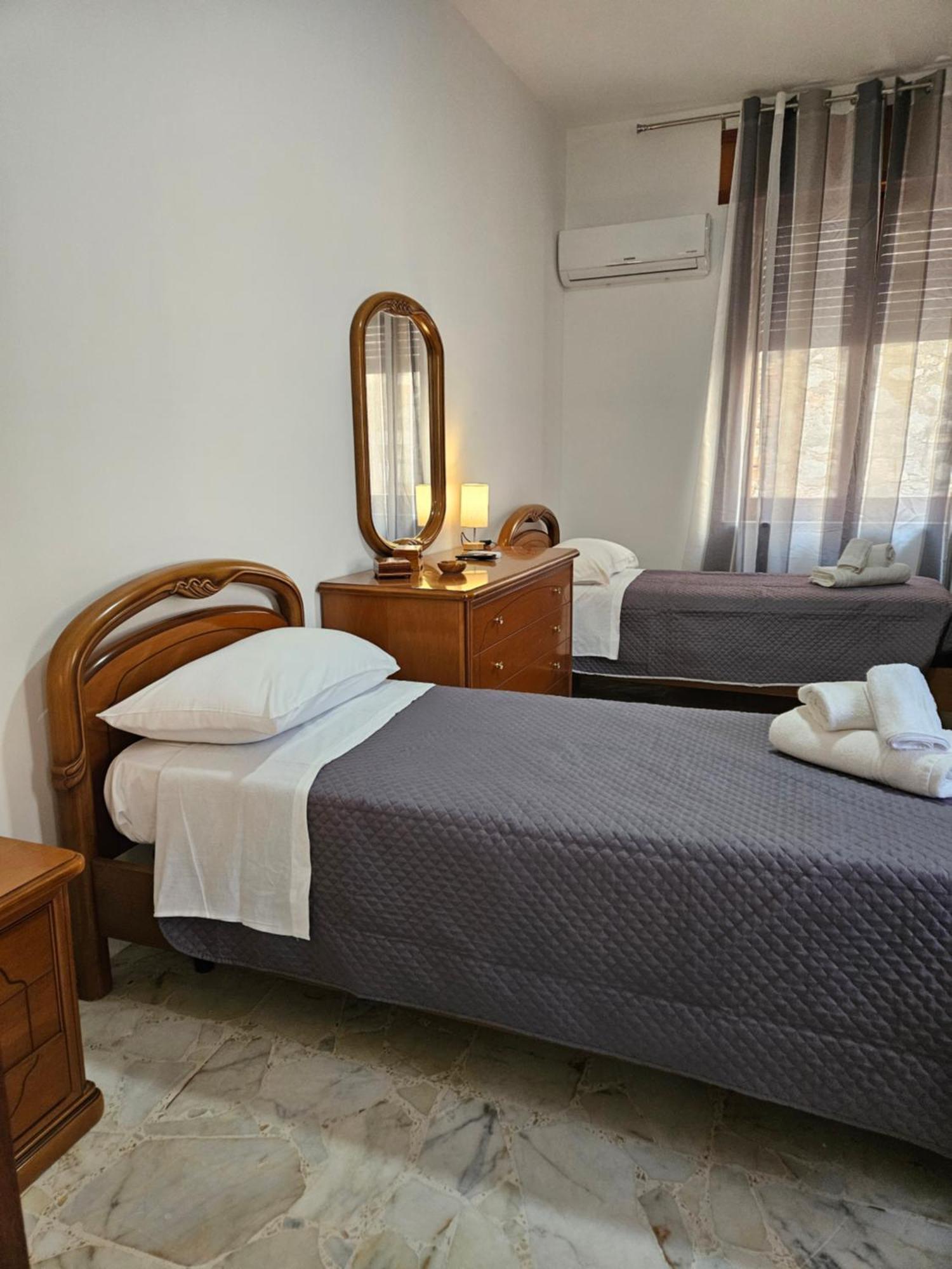 Porta Messina Rooms Taormina Exterior foto